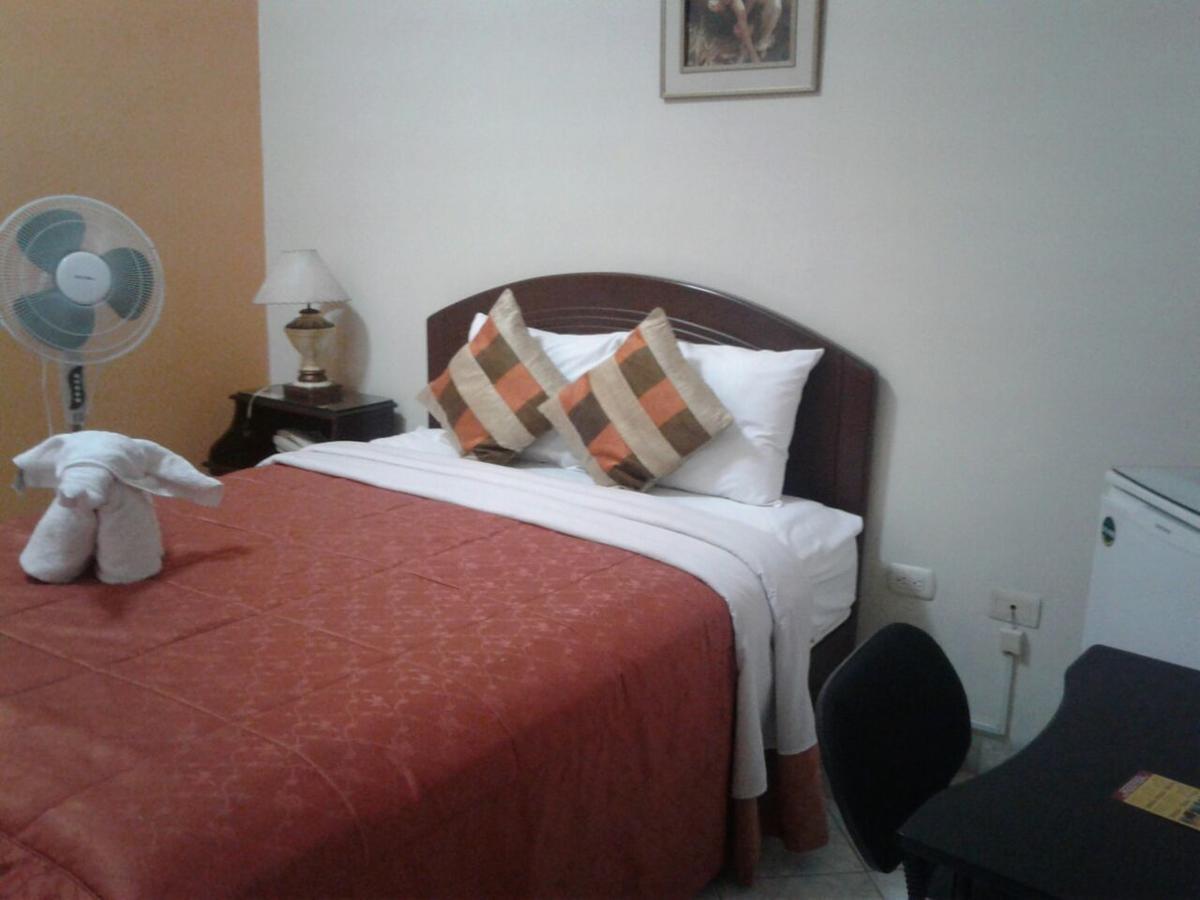 Hotel Plaza Bolognesi 344 Trujillo Exterior photo